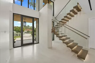 5890 SW 82nd St, South Miami, FL 33143 - Photo 12