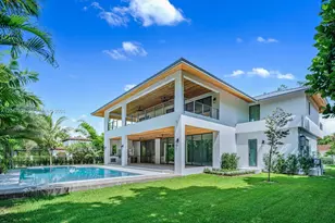 5890 SW 82nd St, South Miami, FL 33143 - Photo 4