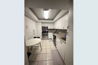 5005 Collins Ave #424, Miami Beach, FL 33140 - Photo 16