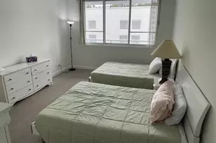 5005 Collins Ave, Miami Beach, FL 33140 - Photo 10