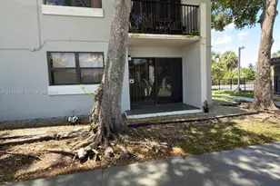 7235 NW 179th St, Hialeah, FL 33015 - Photo 26