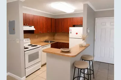 7235 NW 179th St #101, Hialeah, FL 33015 - Photo 6