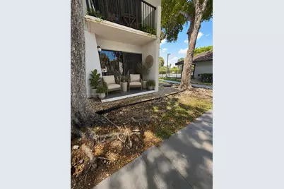7235 NW 179th St #101, Hialeah, FL 33015 - Photo 2