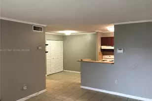 7235 NW 179th St, Hialeah, FL 33015 - Photo 10