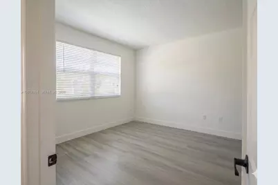 140 SW 117th Ave #4204, Pembroke Pines, FL 33025 - Photo 6