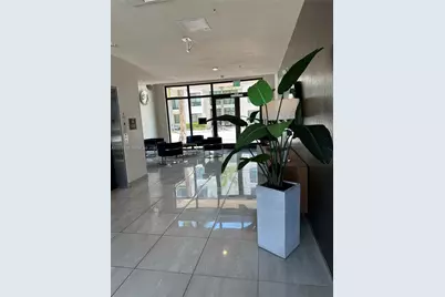 8201 NW 41st St #D-203, Doral, FL 33166 - Photo 4