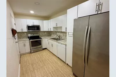 9429 SW 76th St #W25, Miami, FL 33173 - Photo 6