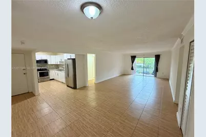9429 SW 76th St #W25, Miami, FL 33173 - Photo 2