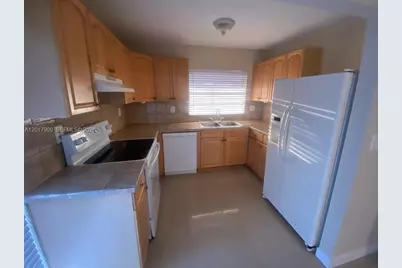 11447 SW 33rd Ln #0, Miami, FL 33165 - Photo 18