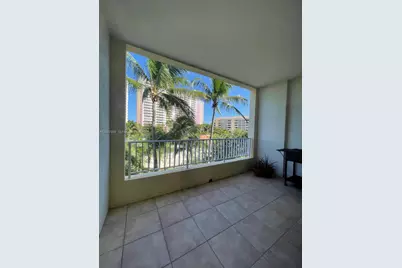 717 Crandon Blvd #408, Key Biscayne, FL 33149 - Photo 1
