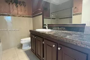 835 NW 81st Way, Plantation, FL 33324 - Photo 4