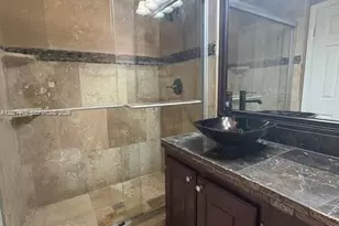 835 NW 81st Way, Plantation, FL 33324 - Photo 6