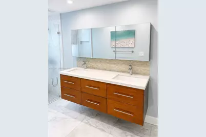 254 NE 101st St, Miami Shores, FL 33138 - Photo 8