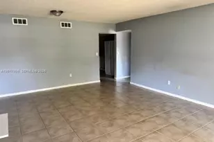 380 E Laurel Dr, Margate, FL 33063 - Photo 6