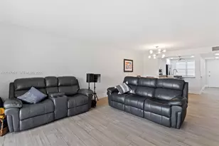1151 SW 128th Terrace, Pembroke Pines, FL 33027 - Photo 12