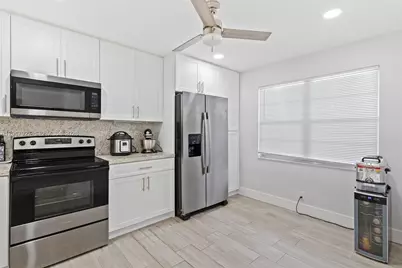 1151 SW 128th Ter #204D, Pembroke Pines, FL 33027 - Photo 4