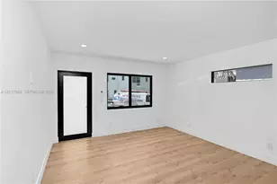 7801 Byron Ave, Miami Beach, FL 33141 - Photo 4