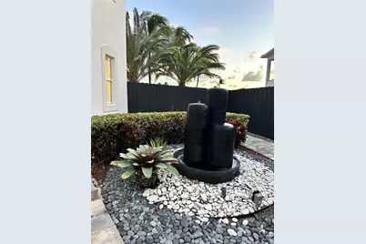 6801 NW 113th Ct, Doral, FL 33178 - Photo 8