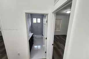 11970 SW 215th St, Miami, FL 33177 - Photo 4