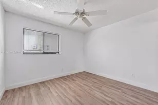1891 NW 40th Ct, Oakland Park, FL 33309 - Photo 20