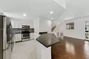 1401 NE 9th St, Fort Lauderdale, FL 33304 - Photo 2
