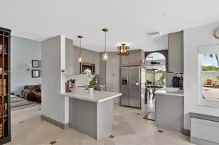 2940 NW 99th Pl, Doral, FL 33172 - Photo 8