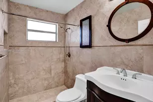 713 Collins Ave, Miami Beach, FL 33139 - Photo 20