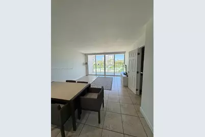 100 Bayview Dr #309, Sunny Isles Beach, FL 33160 - Photo 8