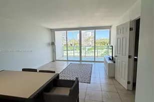 100 Bayview Dr, Sunny Isles Beach, FL 33160 - Photo 8