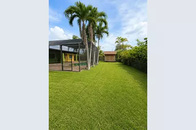 15805 SW 99th Ct, Miami, FL 33157 - Photo 4