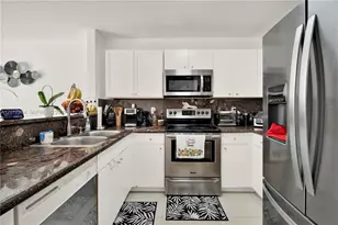 28424 SW 135th Ave, Homestead, FL 33033 - Photo 6