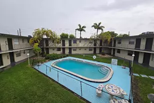 3901 SW 112th Ave, Miami, FL 33165 - Photo 16