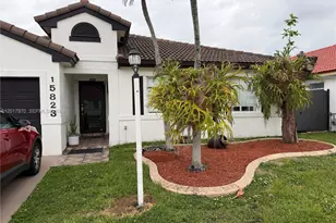 15823 SW 82nd St, Miami, FL 33193 - Photo 2