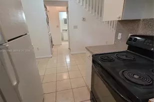 13950 NE 2nd Ave, Miami, FL 33161 - Photo 14