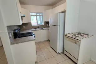13950 NE 2nd Ave, Miami, FL 33161 - Photo 10