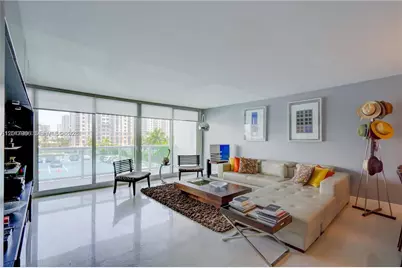 100 Bayview Dr #428, Sunny Isles Beach, FL 33160 - Photo 4