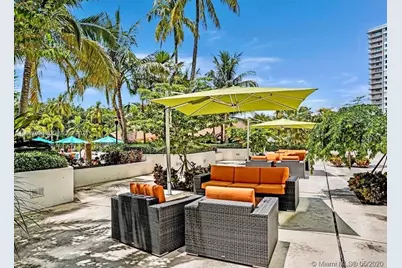 100 Bayview Dr #428, Sunny Isles Beach, FL 33160 - Photo 34