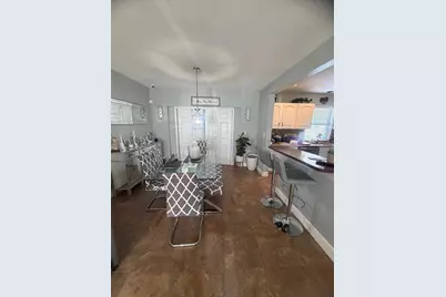 621 SW 71st Ter, Pembroke Pines, FL 33023 - Photo 18