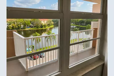250 Jacaranda Dr #608, Plantation, FL 33324 - Photo 18