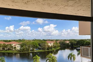250 Jacaranda Dr, Plantation, FL 33324 - Photo 8