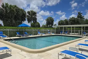 250 Jacaranda Dr, Plantation, FL 33324 - Photo 34