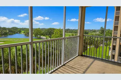 250 Jacaranda Dr #608, Plantation, FL 33324 - Photo 1