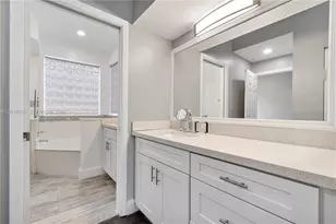 9251 NW 42nd Ct, Coral Springs, FL 33065 - Photo 32