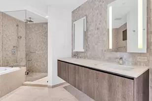 88 SW 7th St, Miami, FL 33130 - Photo 36