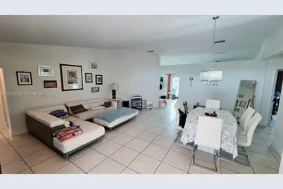 16850 Crestview Ln #0, Weston, FL 33326 - Photo 6