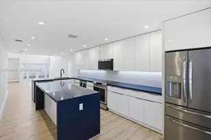 1135 Oysterwood St, Hollywood, FL 33019 - Photo 24