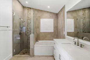 1135 Oysterwood St, Hollywood, FL 33019 - Photo 32