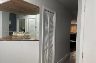 9260 SW 164th St, Palmetto Bay, FL 33157 - Photo 20