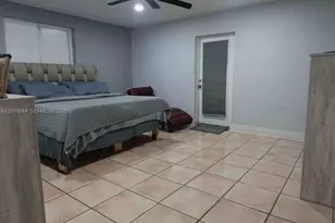 9260 SW 164th St, Palmetto Bay, FL 33157 - Photo 16