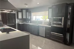 9260 SW 164th St, Palmetto Bay, FL 33157 - Photo 10